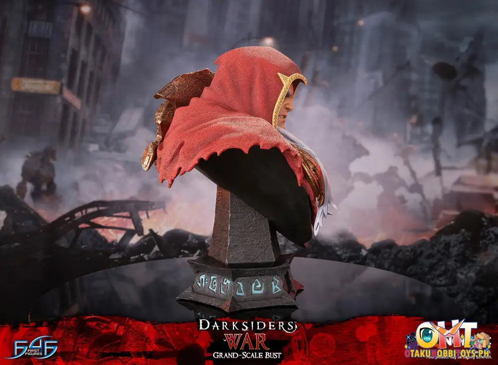 First4Figures Darksiders - War Grand Scale Bust Scale Figure