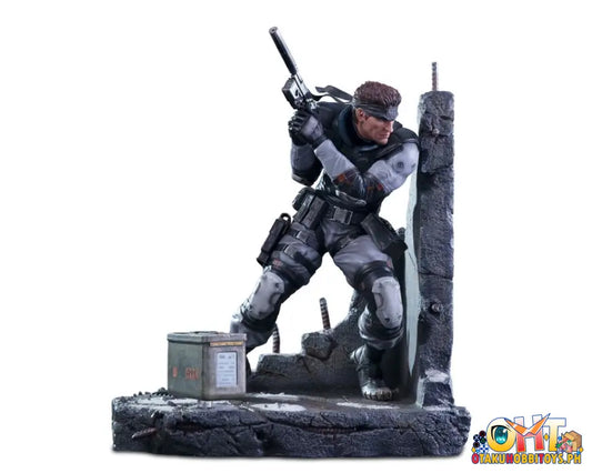 First4Figures Metal Gear Solid Snake Scale Figure