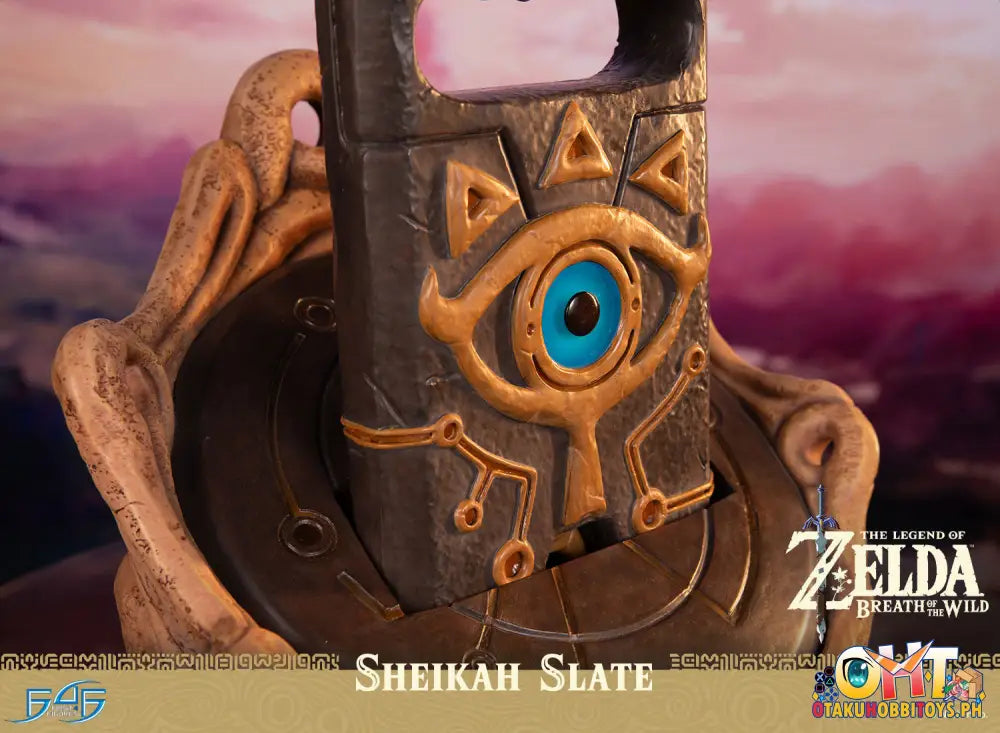 First4Figures The Legend Of Zelda™: Breath The Wild - Sheikah Slate Scale Figure