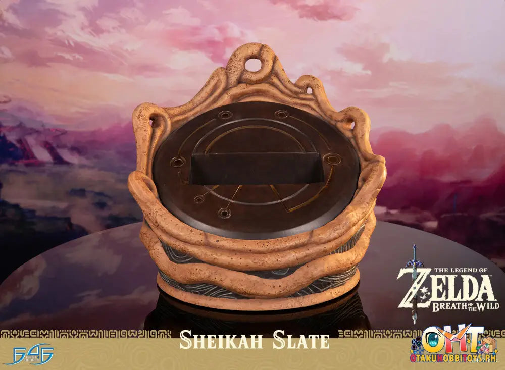 First4Figures The Legend Of Zelda™: Breath The Wild - Sheikah Slate Scale Figure