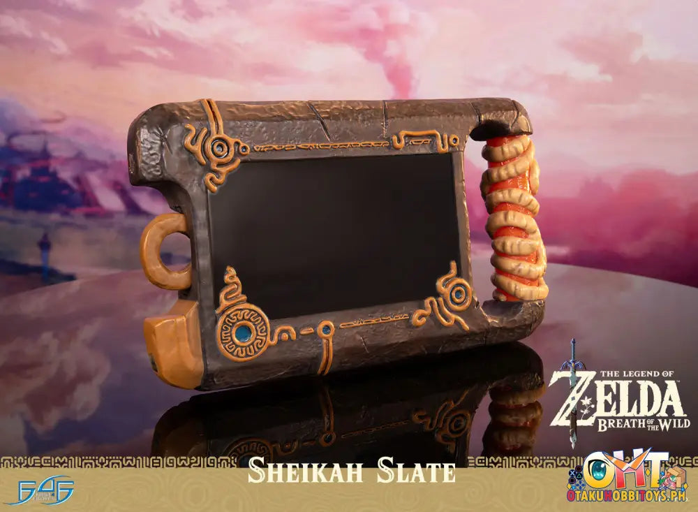 First4Figures The Legend Of Zelda™: Breath The Wild - Sheikah Slate Scale Figure