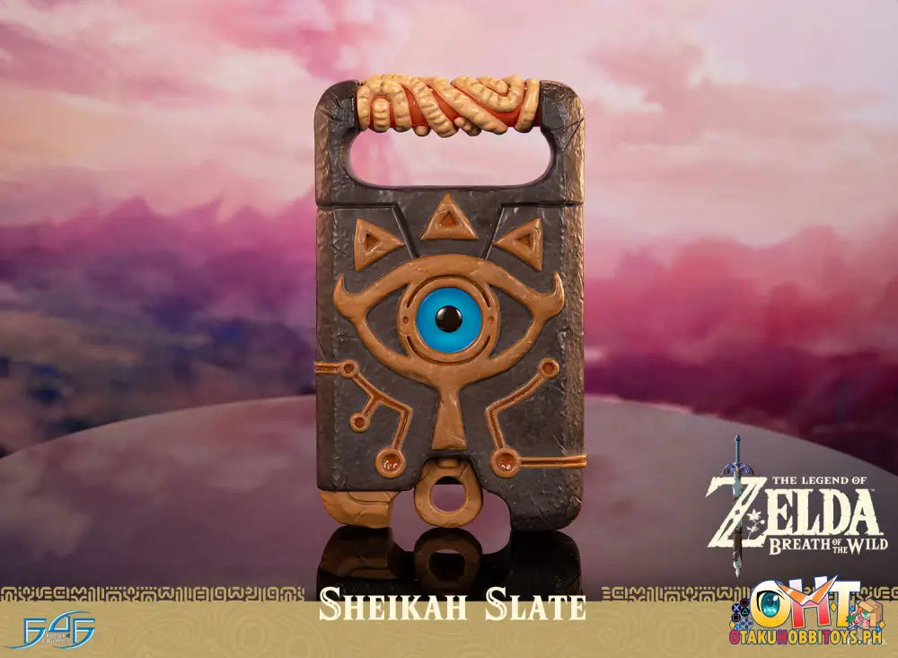 First4Figures The Legend Of Zelda™: Breath The Wild - Sheikah Slate Scale Figure