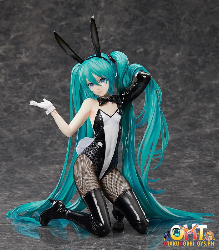 FREEing 1/4 Character Vocal Series 01: Hatsune Miku Hatsune Miku: Bunny Ver. / Art by SanMuYYB (Rerelease) - Scale