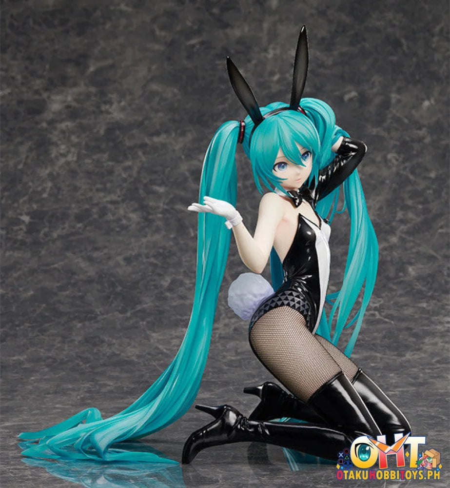FREEing 1/4 Character Vocal Series 01: Hatsune Miku Hatsune Miku: Bunny Ver. / Art by SanMuYYB (Rerelease) - Scale