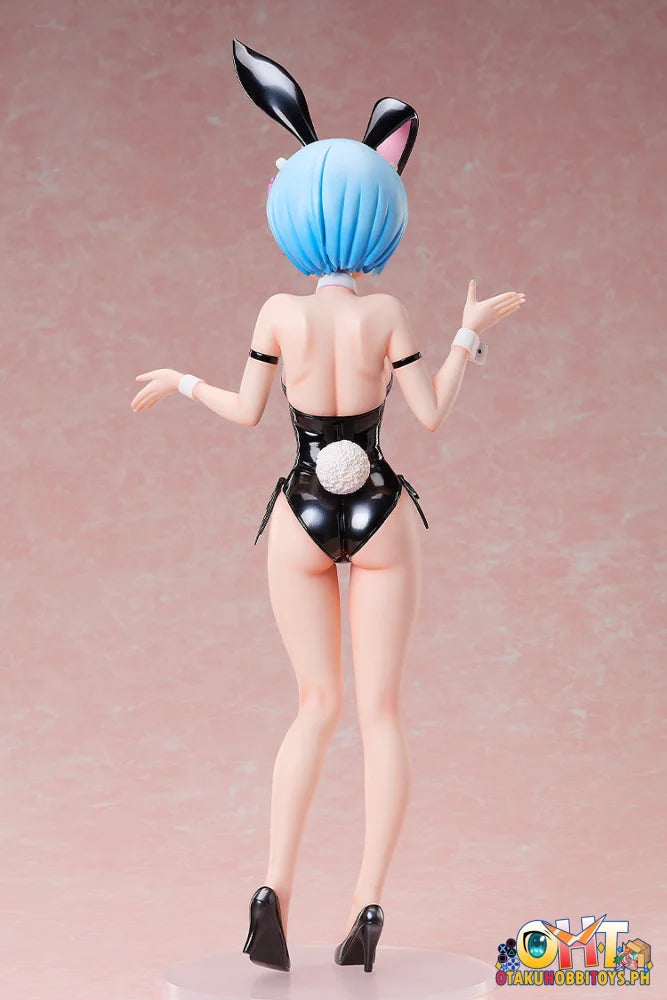 Freeing 1/4 Rem: Bare Leg Bunny Ver. 2Nd Scale Figure