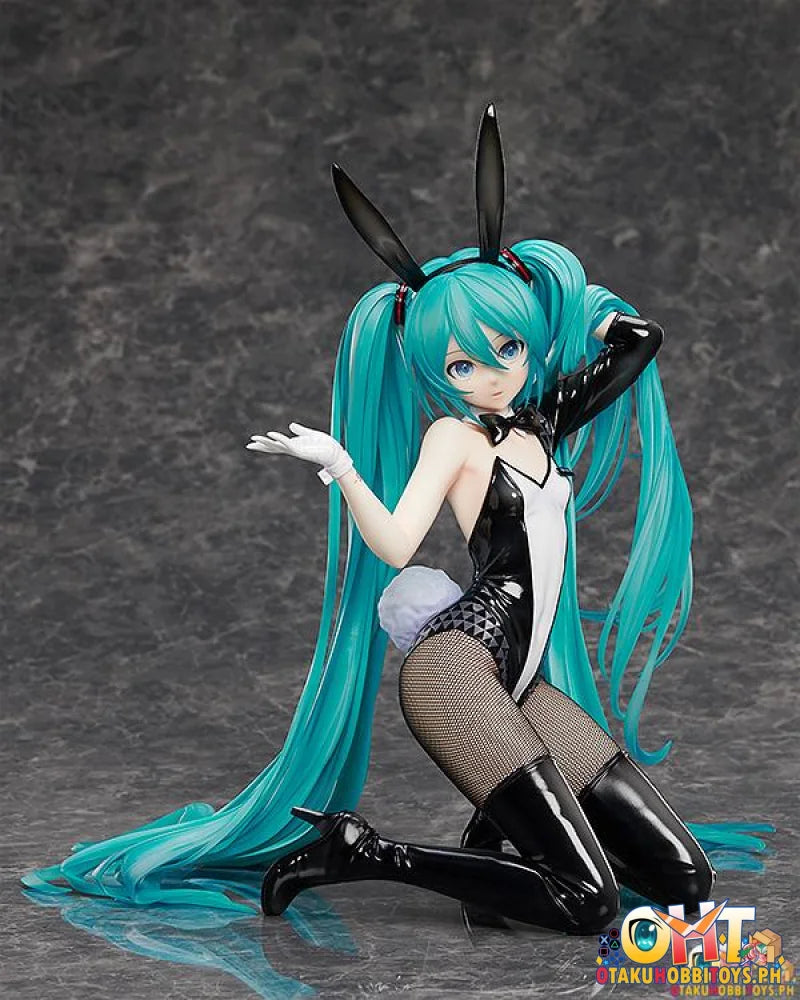 Freeing Character Vocal Series 01: Hatsune Miku 1/4 Miku: Bunny Ver. / Art By Sanmuyyb