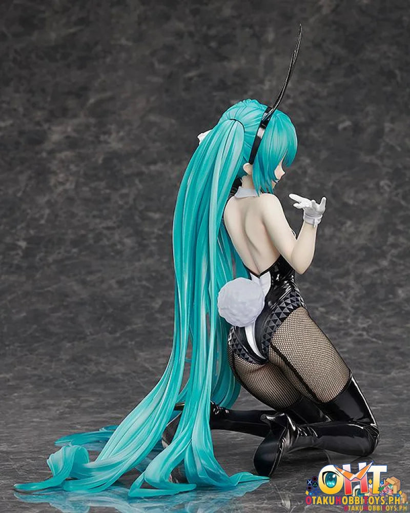 Freeing Character Vocal Series 01: Hatsune Miku 1/4 Miku: Bunny Ver. / Art By Sanmuyyb