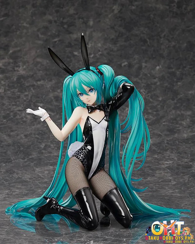 Freeing Character Vocal Series 01: Hatsune Miku 1/4 Miku: Bunny Ver. / Art By Sanmuyyb