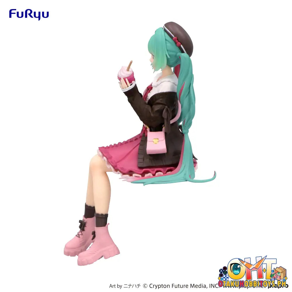 Furyu Hatsune Miku Noodle Stopper Figure -Autumn Date Pink Color Ver. Prize