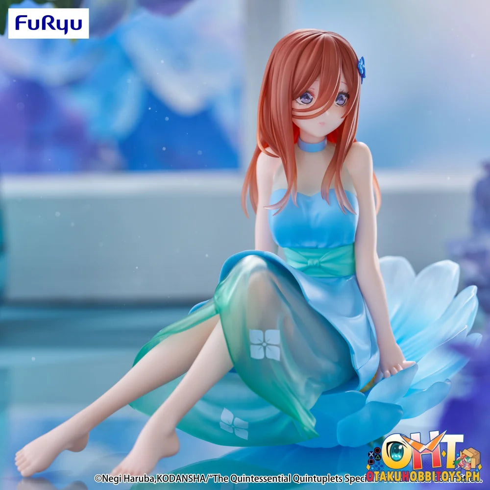 Furyu The Quintessential Quintuplets Specials　Bloo-Me! -Nakano Miku- Prize Figure
