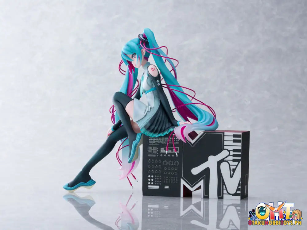 Furyu Vocaloid 1/7 Hatsune Miku X Mtv Scale Figure