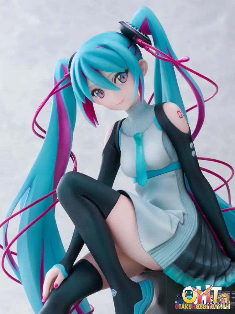 Furyu Vocaloid 1/7 Hatsune Miku X Mtv Scale Figure