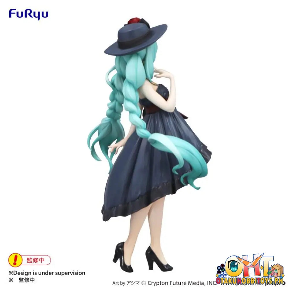 Furyu Vocaloid Trio-Try-It Figure Hatsune Miku Outing Dress Prize