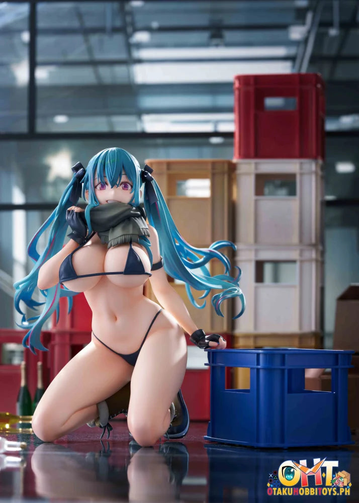 Goldenhead + 1/7 Freestyle Original Illustration Warehouse Aoko - Amiami Limited Edition Scale
