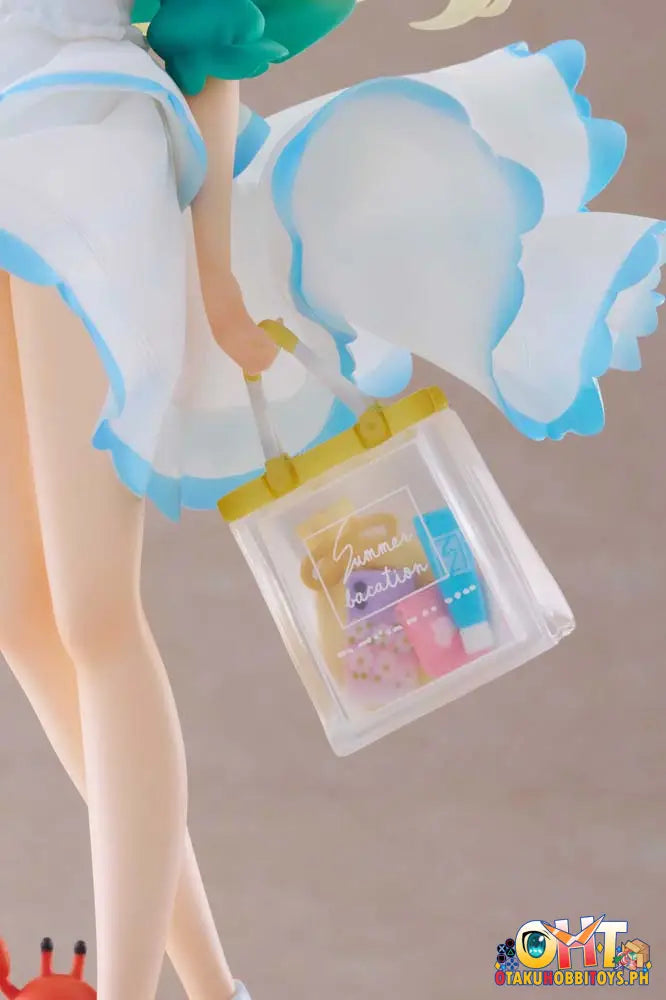 Goldenhead+ Original Character 1/7 Reina Scale Figure