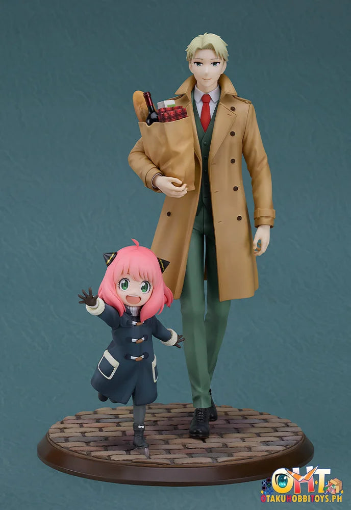 Good Smile Company 1/7 Anya & Loid Scale Figure