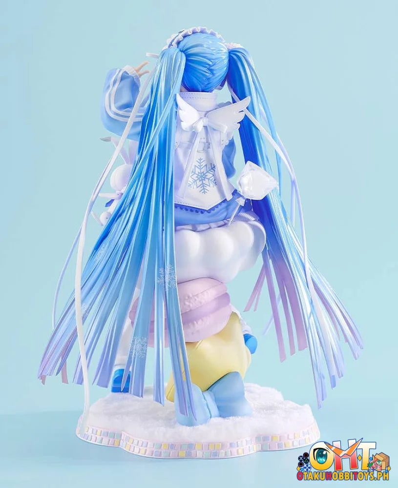 Good Smile Company 1/7 Character Vocal Series 01: Hatsune Miku Snow Miku: Yukiiro Pop Ver. Scale Figure