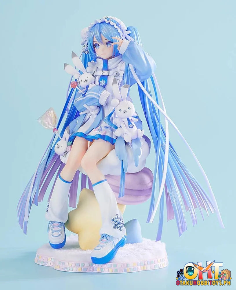 Good Smile Company 1/7 Character Vocal Series 01: Hatsune Miku Snow Miku: Yukiiro Pop Ver. Scale Figure