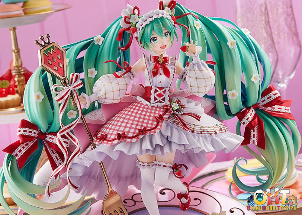Good Smile Company 1/7 Hatsune Miku 15th Anniversary Ver. Scale Figure