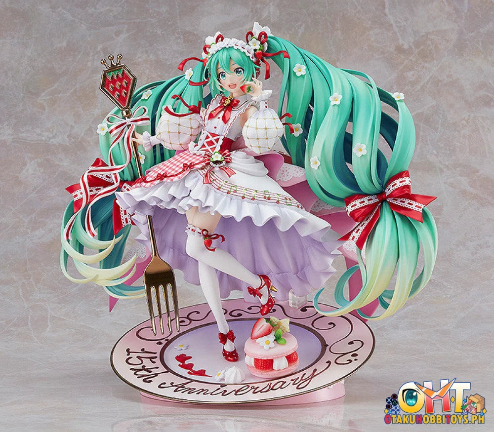 Good Smile Company 1/7 Hatsune Miku 15th Anniversary Ver. Scale Figure