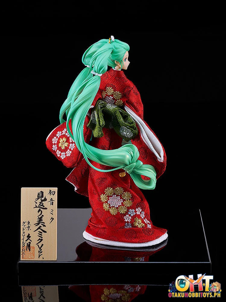 Good Smile Company 1/7 Hatsune Miku: Beauty Looking Back Miku Ver. -Kyugetsu Collaboration Japanese