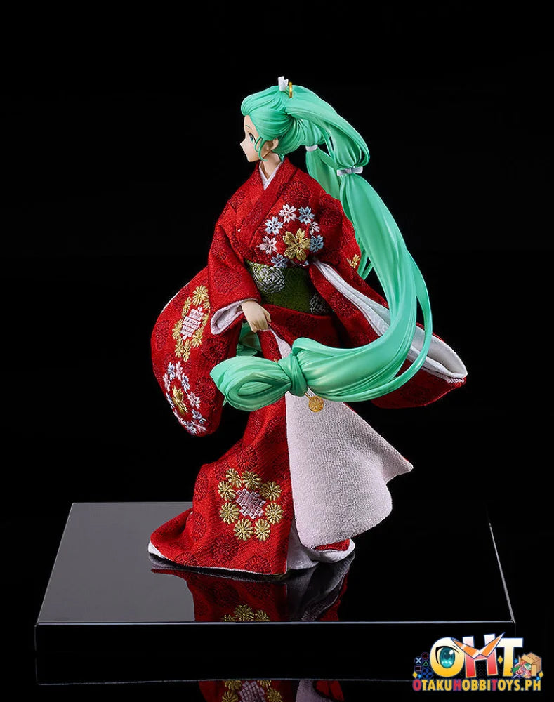 Good Smile Company 1/7 Hatsune Miku: Beauty Looking Back Miku Ver. -Kyugetsu Collaboration Japanese