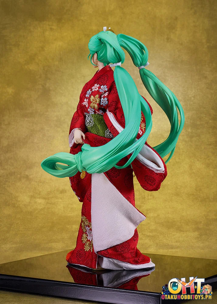 Good Smile Company 1/7 Hatsune Miku: Beauty Looking Back Miku Ver. -Kyugetsu Collaboration Japanese