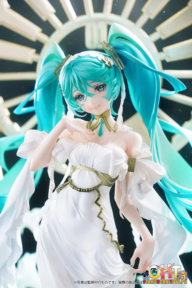 Good Smile Company 1/7 Hatsune Miku Feat. Yoneyama Mai Scale Figure