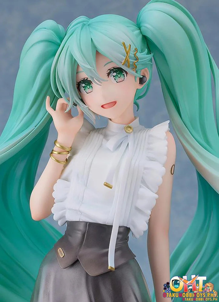 Good Smile Company Character Vocal Series 01: Hatsune Miku 1/6 Miku: Nt Style Casual Wear Ver. - On