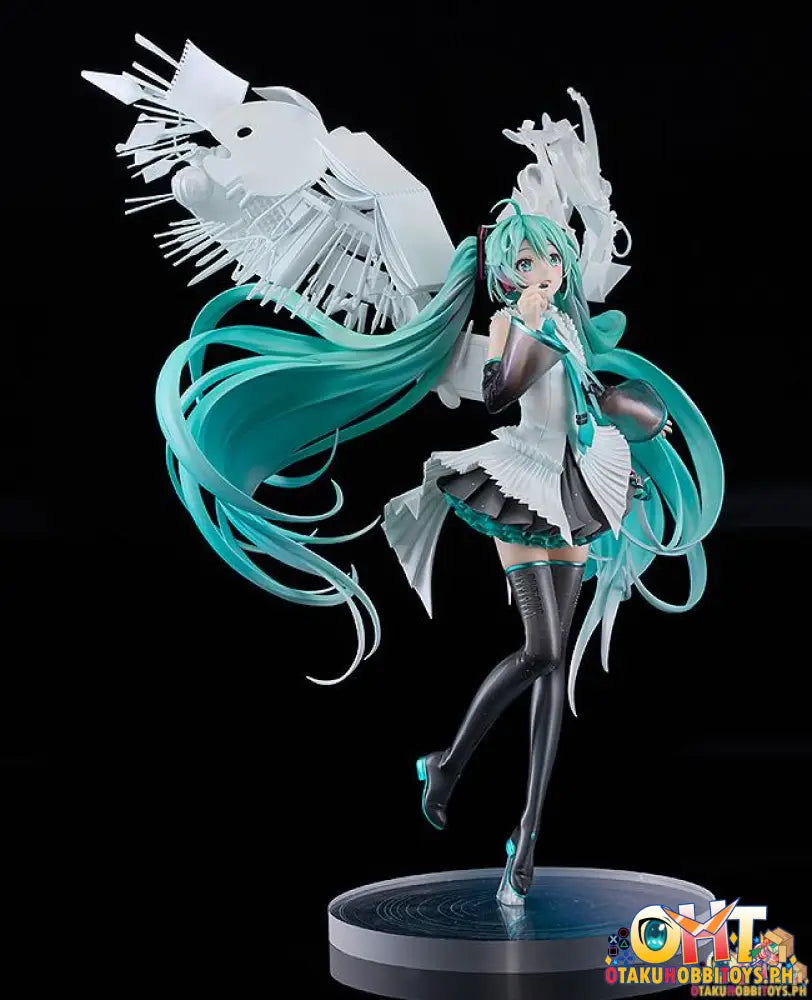 Good Smile Company Character Vocal Series 01: Hatsune Miku 1/7 Miku: Happy 16Th Birthday Ver.