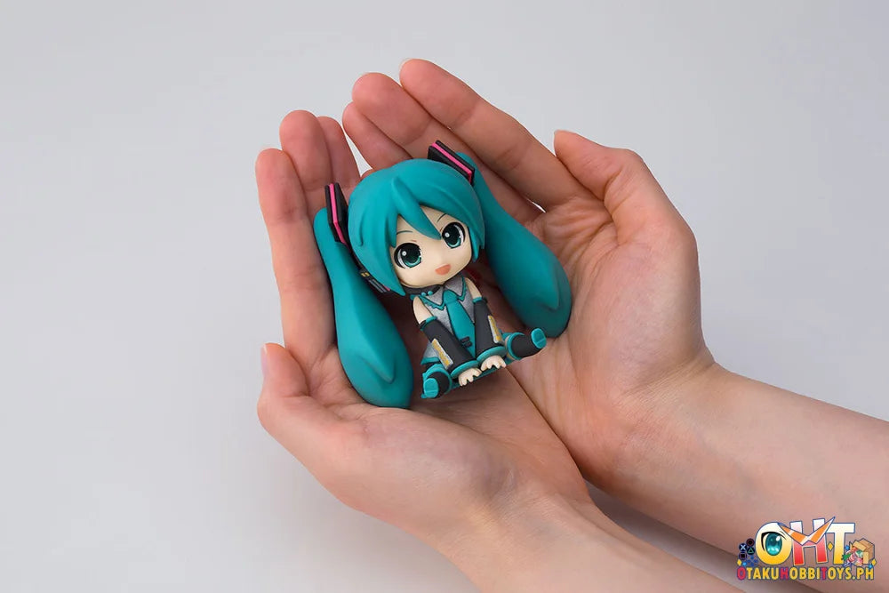 Good Smile Company Character Vocal Series 01: Hatsune Miku Nendoroid Plus: Hatsune Miku Rubber Mascot Nendoroid