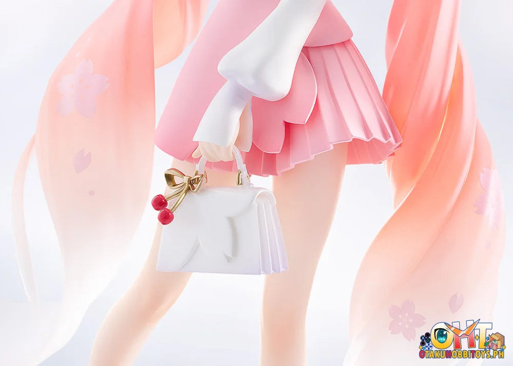 Good Smile Company Character Vocal Series 01: Hatsune Miku [SMILE VALUE 2025] POP UP PARADE Sakura Miku: Hanami Outfit