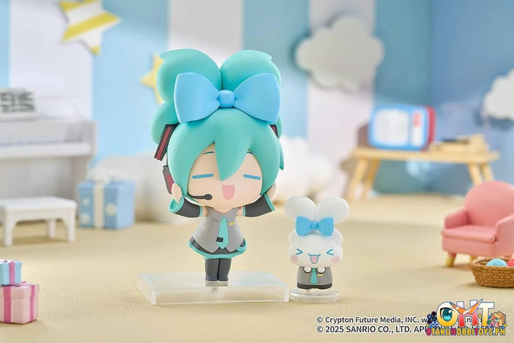 Good Smile Company Hatsune Miku x Cinnamoroll Chibi Figure