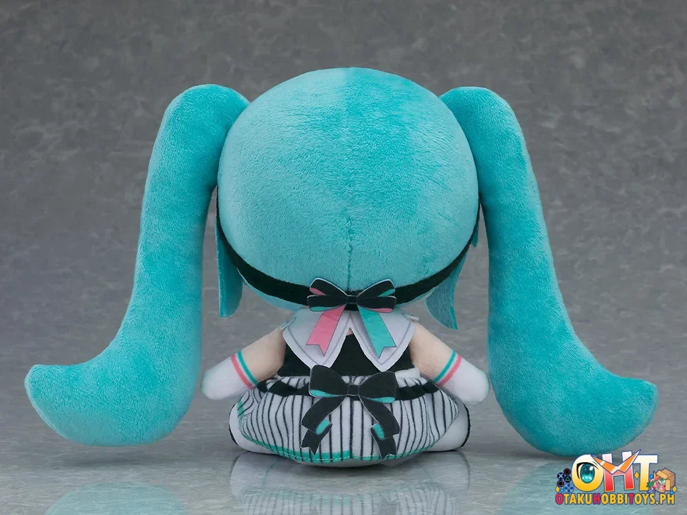 Good Smile Company Plushie Hatsune Miku Symphony: 2019 Ver. Scale Figure