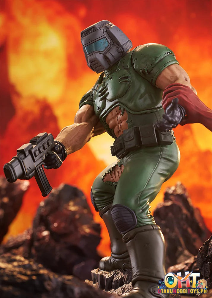 Good Smile Company POP UP PARADE SP Doom Marine Scale Figure