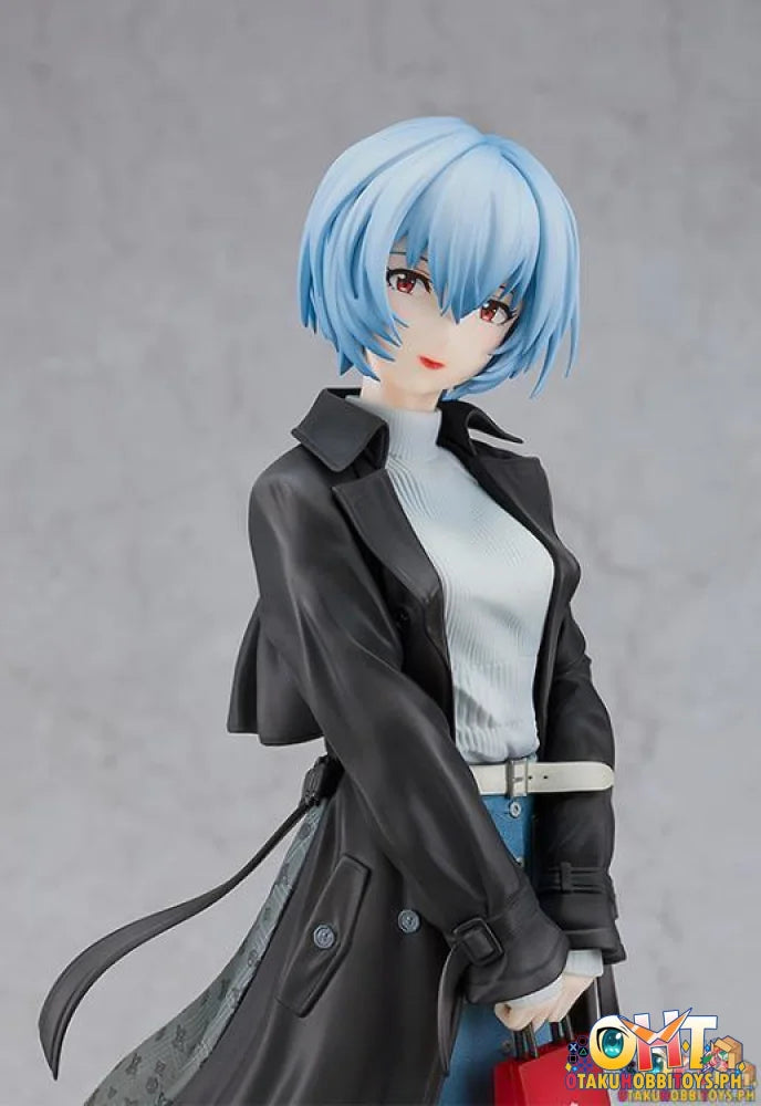 Good Smile Company Rebuild Of Evangelion 1/7 Rei Ayanami ~Red Rouge~ On Hand
