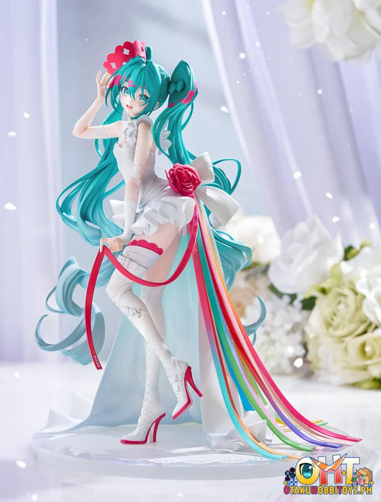 GOODSMILE RACING 1/7 Hatsune Miku GT Project G.S. Collection Racing Miku: 15th ’Rhapsody’ 2010-2025 - Scale Figure