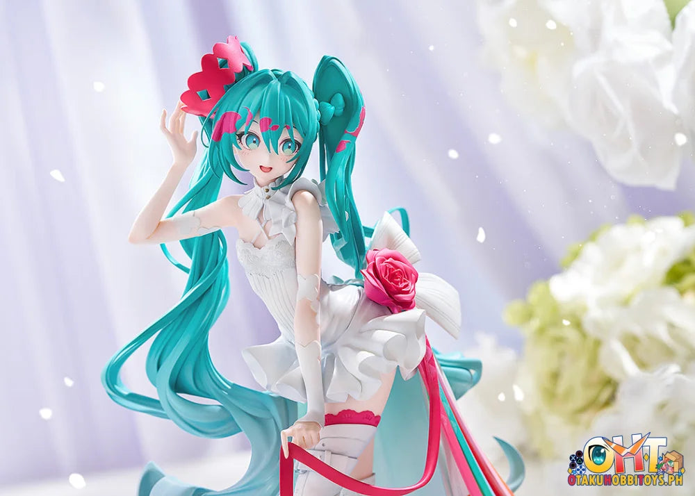 GOODSMILE RACING 1/7 Hatsune Miku GT Project G.S. Collection Racing Miku: 15th ’Rhapsody’ 2010-2025 - Scale Figure