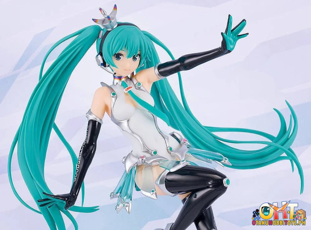 GOODSMILE RACING 1/8 Hatsune Miku GT Project Reincarnation Racing Miku: 2013 Ver. Scale Figure
