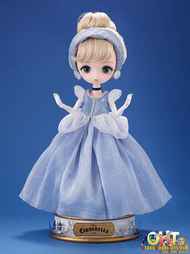 Harmonia Bloom Cinderella