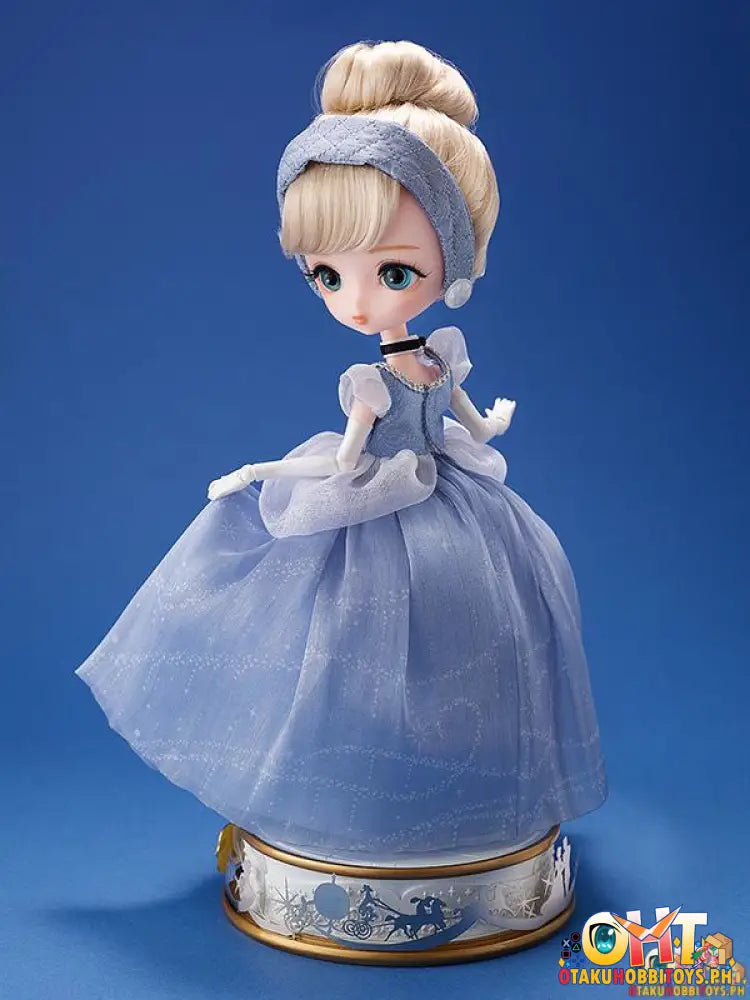 Harmonia Bloom Cinderella