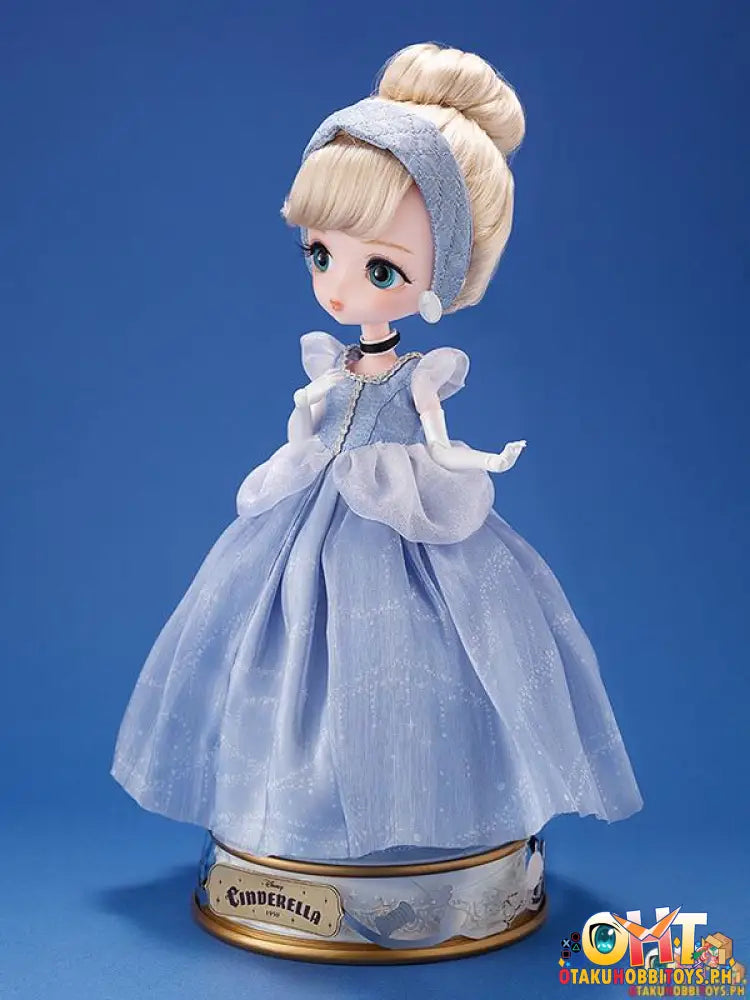 Harmonia Bloom Cinderella