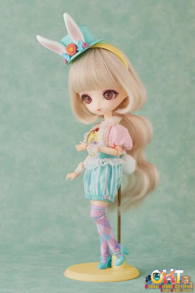 Harmonia Bloom Seasonal Doll Charlotte (Melone)