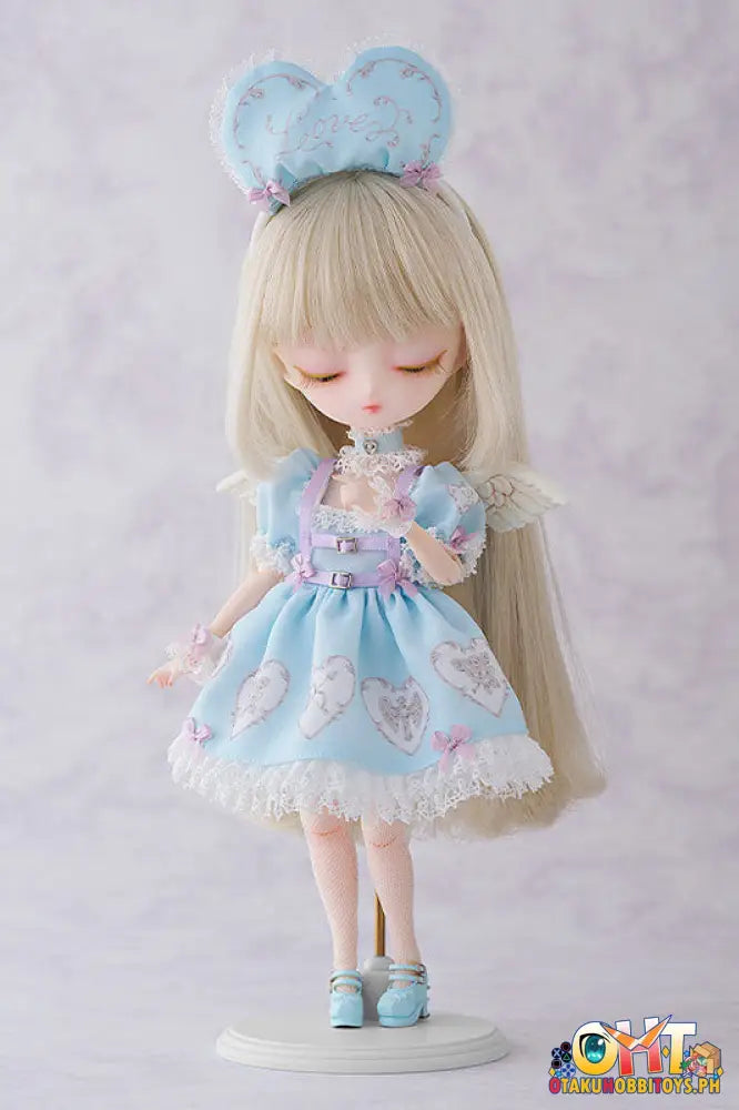 Harmonia Bloom Seasonal Doll Pétale