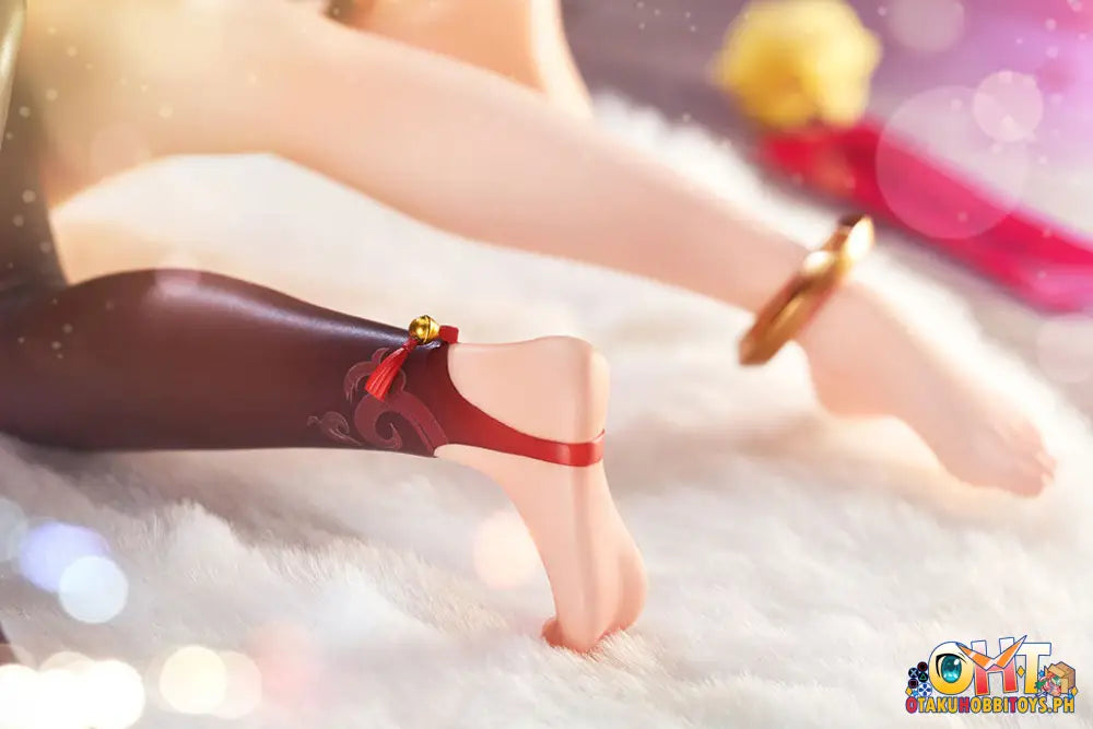 Hobbymax Azur Lane 1/7 Ping Hai & Ning Scale Figure