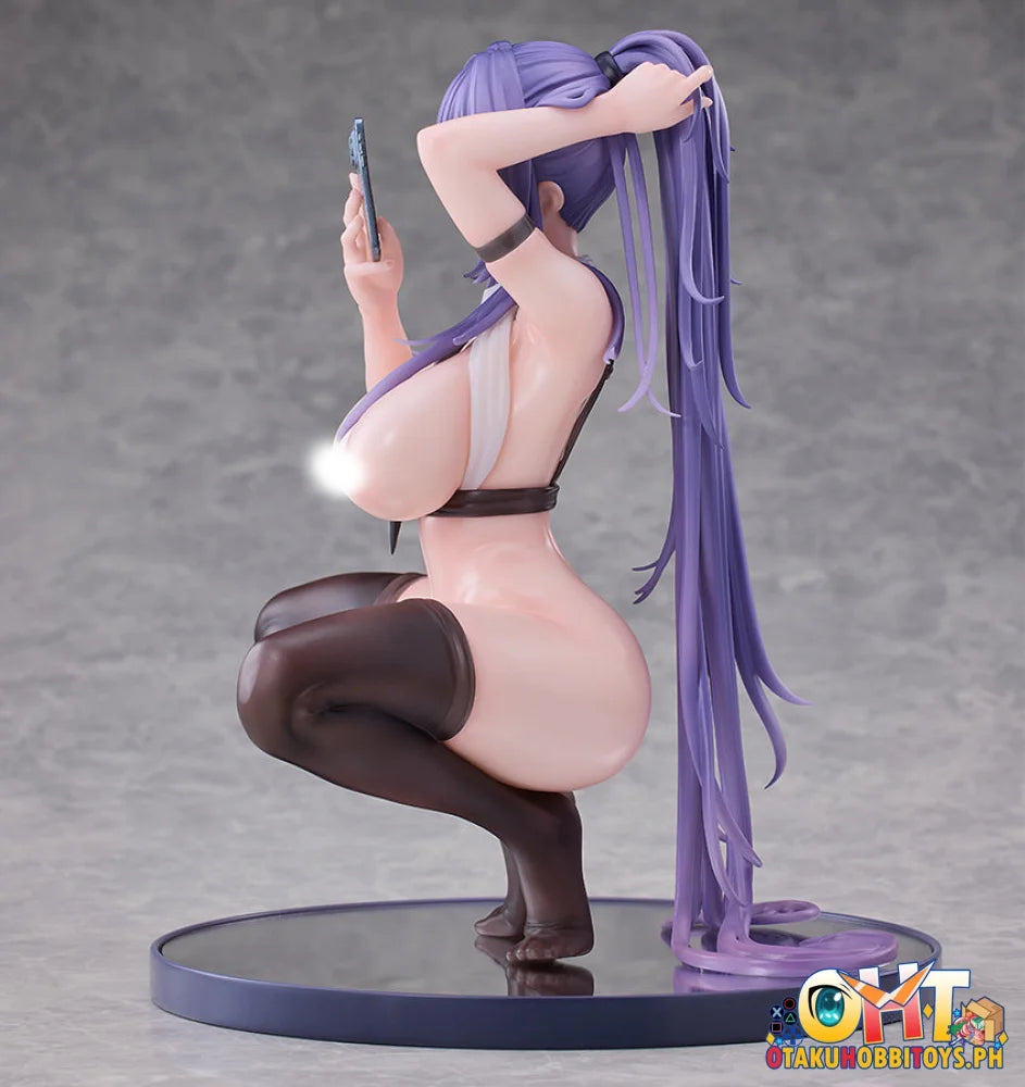 Hot Venus 1/6 Office Yuna-Chan Scale Figure