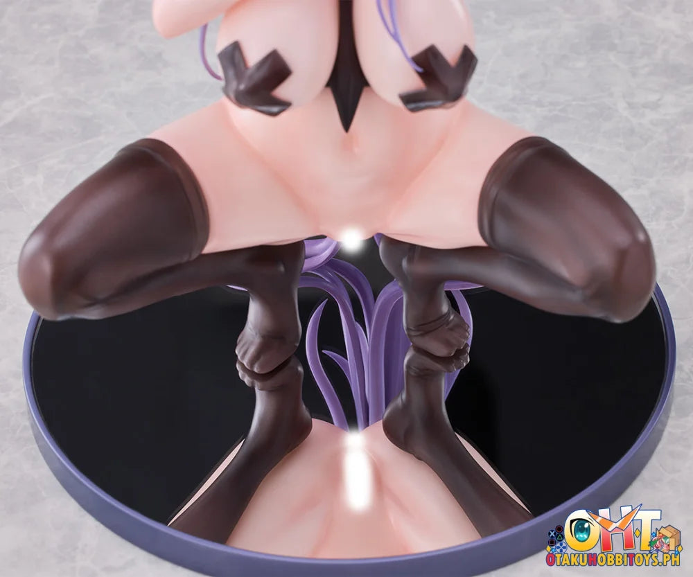 Hot Venus 1/6 Office Yuna-Chan Scale Figure