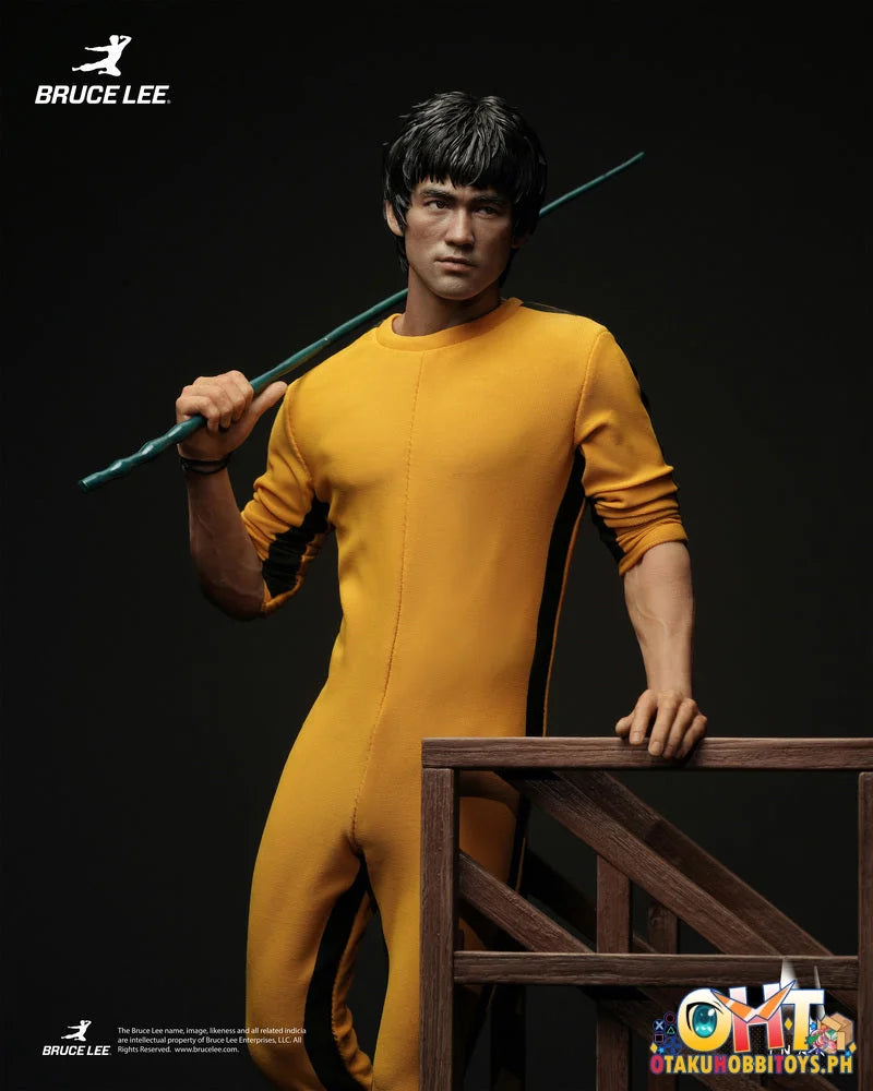 INART 1/6 Bruce Lee (Yellow Jumpsuit) - Scale Figure