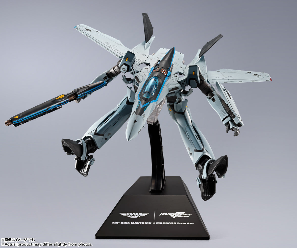 Bandai Top Gun: Maverick DX CHOGOKIN VF-25 MESSIAH VALKYRIE TOPGUN