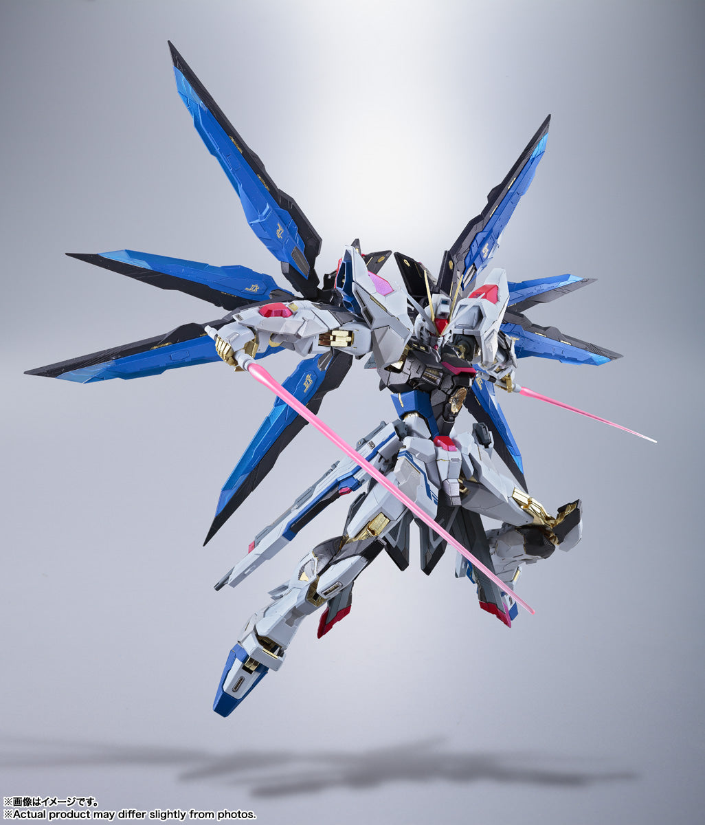 Bandai METAL BUILD STRIKE FREEDOM GUNDAM